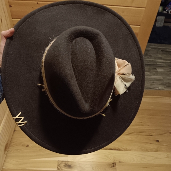 American Eagle felt hat with customization - Picture 2 of 3